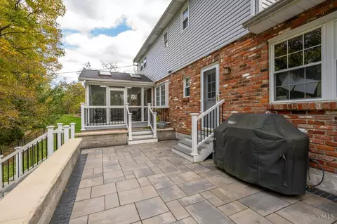 Exterior - 6362 Stirrup Rd, Cincinnati, OH 45244 photo 6 of 10