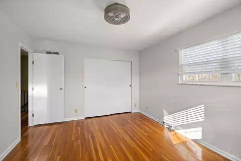 Bedroom - 6362 Stirrup Rd, Cincinnati, OH 45244 photo 6 of 9