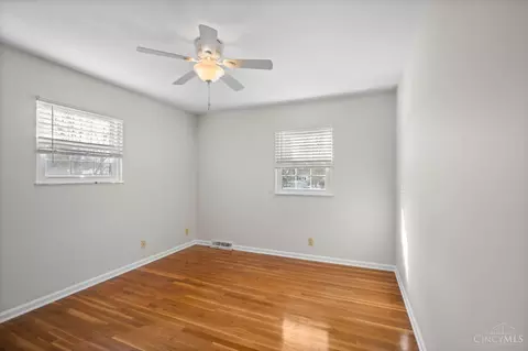 Bedroom - 6362 Stirrup Rd, Cincinnati, OH 45244 photo 7 of 9