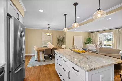 Kitchen - 6362 Stirrup Rd, Cincinnati, OH 45244 photo 5 of 6