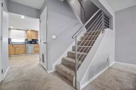 Entry Way - 5664 Rapid Run Rd, Cincinnati, OH 45238 photo 5 of 7