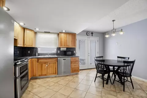 Kitchen - 5664 Rapid Run Rd, Cincinnati, OH 45238 photo 1 of 6