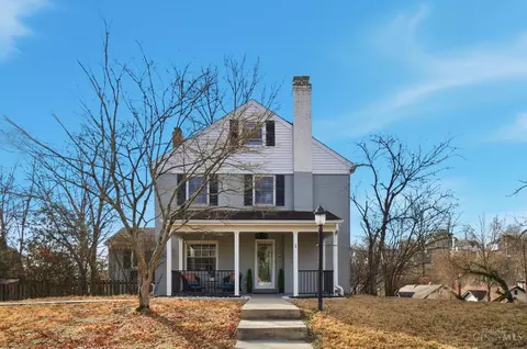 1 Hilltop Ln, Cincinnati, OH 45208