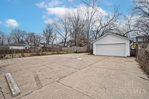 Exterior - 1933 Northcut Ave, Cincinnati, OH 45237 photo 3 of 3