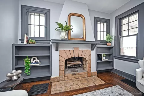 Living - 1933 Northcut Ave, Cincinnati, OH 45237 photo 4 of 6