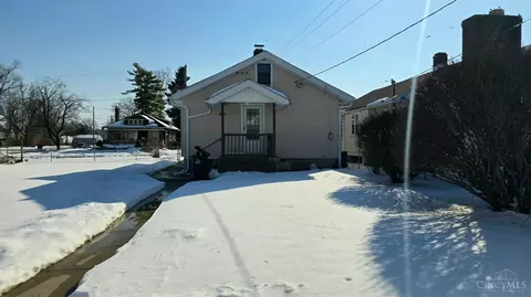 Exterior - 328 Corwin Ave, Hamilton, OH 45015 photo 3 of 6