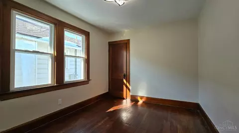 Bedroom - 328 Corwin Ave, Hamilton, OH 45015 photo 3 of 4