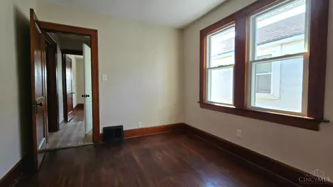 Bedroom - 328 Corwin Ave, Hamilton, OH 45015 photo 1 of 4