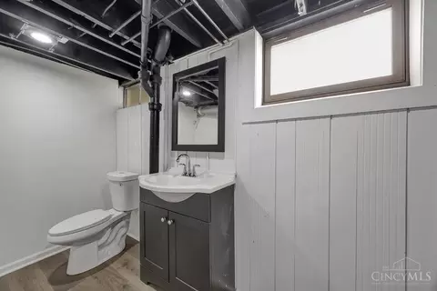 Bath - 3570 Eyrich Rd, Cincinnati, OH 45248 photo 2 of 2