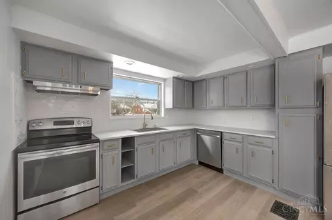 Kitchen - 3570 Eyrich Rd, Cincinnati, OH 45248 photo 2 of 2