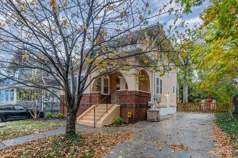 3954 Glencross Ave, Cincinnati, OH 45217