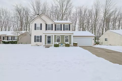 3573 Heartwood Rd, Amelia, OH 45102