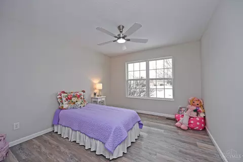 Bedroom - 767 Elm Tree Dr, Morrow, OH 45152 photo 6 of 11
