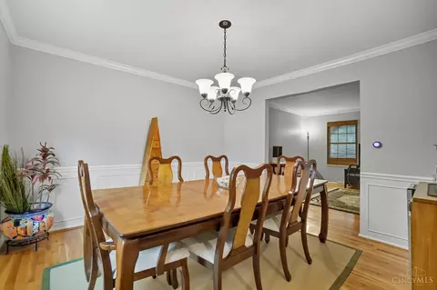 Dining - 7835 Pfeiffer Rd, Montgomery, OH 45242 photo 2 of 3