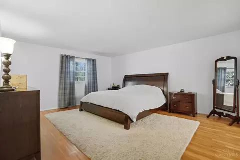 Bedroom - 7835 Pfeiffer Rd, Montgomery, OH 45242 photo 1 of 5