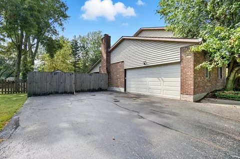 Exterior - 7835 Pfeiffer Rd, Montgomery, OH 45242 photo 11 of 12