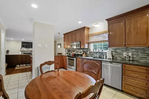 Kitchen - 7835 Pfeiffer Rd, Montgomery, OH 45242 photo 1 of 5