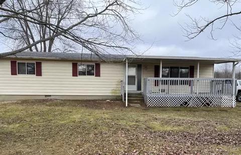 189 Dortmund Dr, Fayetteville, OH 45118