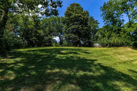 Exterior - 540 Aston View Ln, Cleves, OH 45002 photo 4 of 8