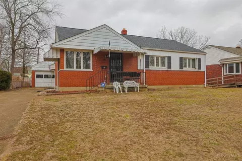 46 Lexington Dr, Hamilton, OH 45013