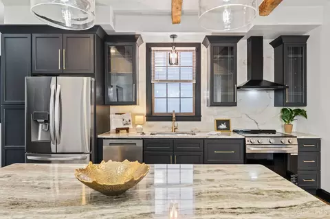 Kitchen - 2736 Atlantic Ave, Cincinnati, OH 45209 photo 3 of 5