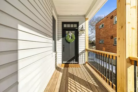 Exterior - 2736 Atlantic Ave, Cincinnati, OH 45209 photo 5 of 7