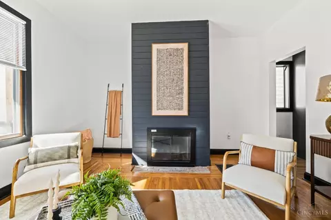 Living - 2736 Atlantic Ave, Cincinnati, OH 45209 photo 2 of 2