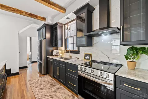 Kitchen - 2736 Atlantic Ave, Cincinnati, OH 45209 photo 2 of 5