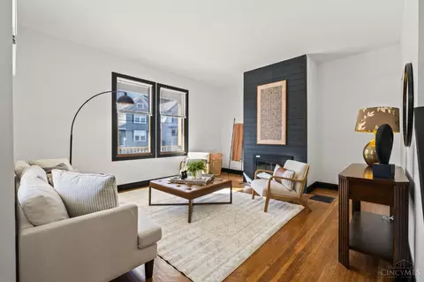 Living - 2736 Atlantic Ave, Cincinnati, OH 45209 photo 1 of 2