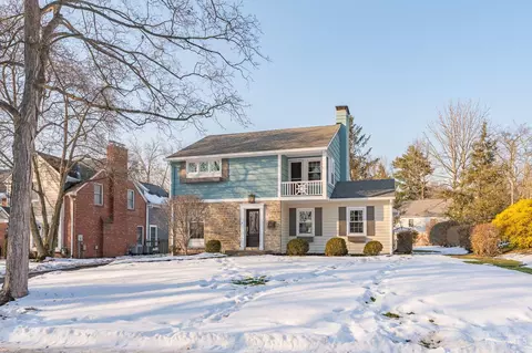 6602 Miami Bluff Dr, Mariemont, OH 45227