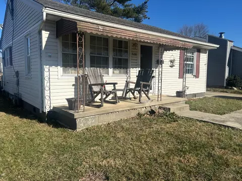 328 Pike St, South Lebanon, OH 45065