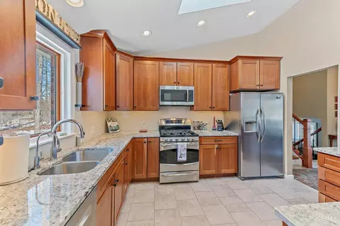 Kitchen - 9621 Iris Dr, West Chester, OH 45241 photo 1 of 3