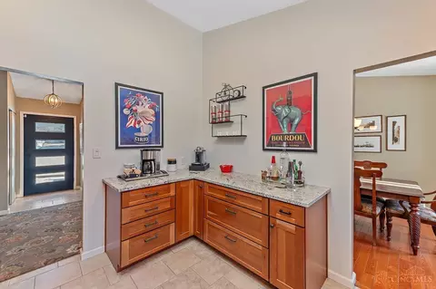 Kitchen - 9621 Iris Dr, West Chester, OH 45241 photo 3 of 3