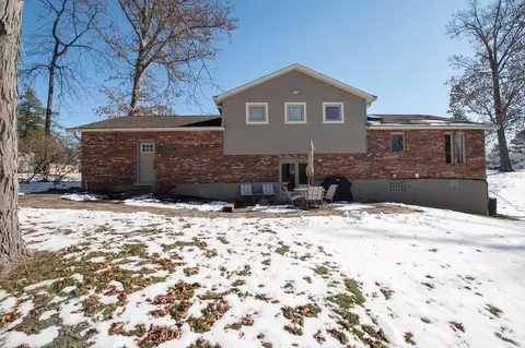 Exterior - 9621 Iris Dr, West Chester, OH 45241 photo 4 of 5