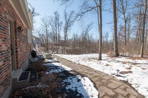 Exterior - 9621 Iris Dr, West Chester, OH 45241 photo 3 of 5
