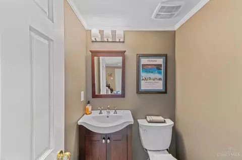Bath - 9621 Iris Dr, West Chester, OH 45241 photo 1 of 3