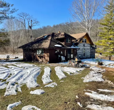 6033 Siemon Rd, Batesville, IN 47006