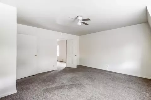 Bedroom - 1900 State Ave, Cincinnati, OH 45204 photo 6 of 6