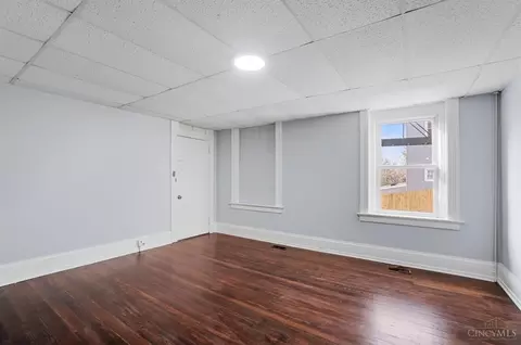 Living - 1900 State Ave, Cincinnati, OH 45204 photo 5 of 8