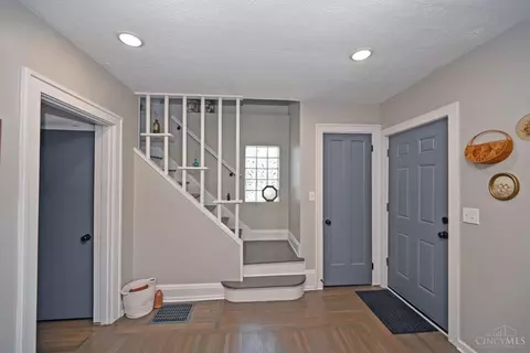 Entry Way - 6460 Mchugh Pl, Cincinnati, OH 45213 photo 1 of 2