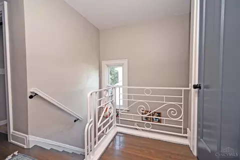 Entry Way - 6460 Mchugh Pl, Cincinnati, OH 45213 photo 2 of 2