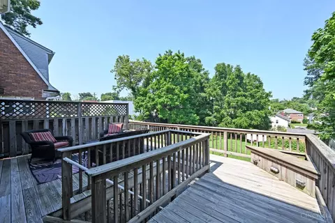 Exterior - 6460 Mchugh Pl, Cincinnati, OH 45213 photo 4 of 10