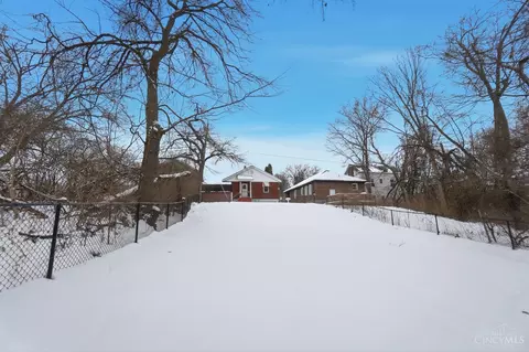 Exterior - 1945 Lawn Ave, Cincinnati, OH 45237 photo 4 of 4