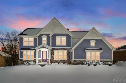9282 Nolin Orchard Ln, Loveland, OH 45140