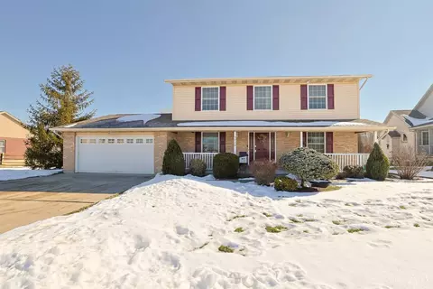 5426 Shady Meadows Dr, Hamilton, OH 45011