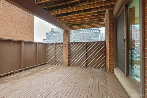Exterior - 1004 Celestial St, Cincinnati, OH 45202 photo 7 of 9