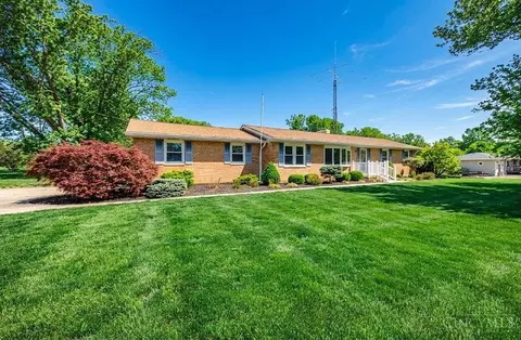 712 Taylor School Rd, Hamilton, OH 45013