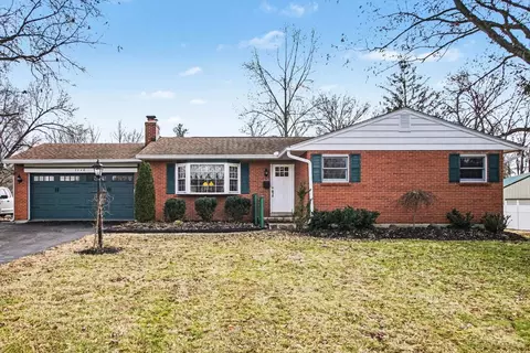 7540 Robin Dr, Hamilton Township, OH 45039