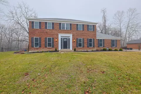 6210 Shadow Hill Way, Loveland, OH 45140