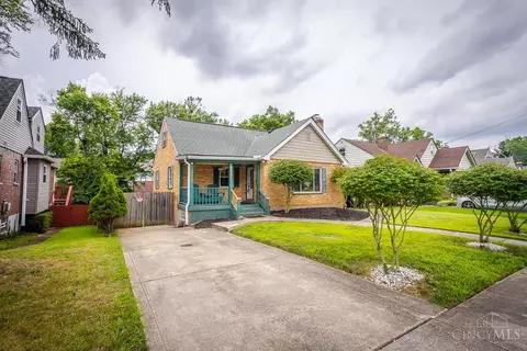 6705 Elwynne Dr, Silverton, OH 45236
